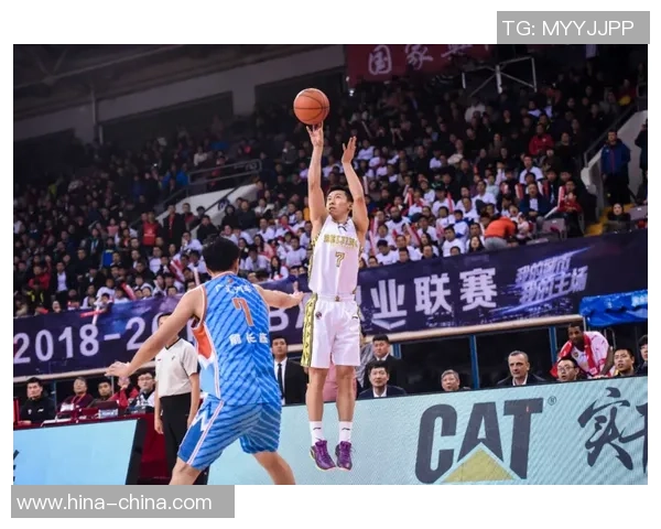 姚明最强搭档揭秘:他如何助力姚明成就篮球传奇生涯 姚明最强搭档揭秘:他如何助力姚明成就篮球传奇生涯