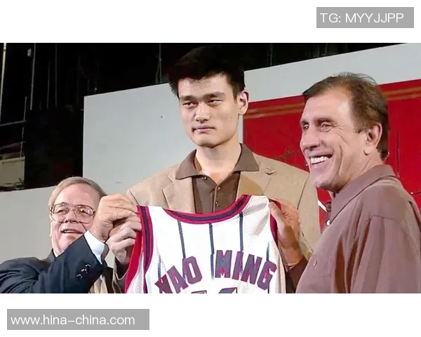 姚明身高究竟有多高揭秘他的篮球传奇与身高的关系