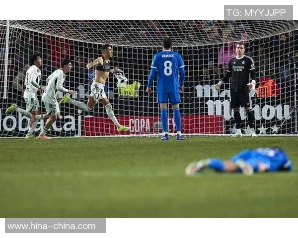 中超精彩对决皇马绝杀那不勒斯全场沸腾瞬间回顾 中超精彩对决皇马绝杀那不勒斯全场沸腾瞬间回顾