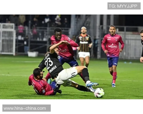 国王杯激战阿森纳险胜那不勒斯神扑瞬间成比赛转折点分析 国王杯激战阿森纳险胜那不勒斯神扑瞬间成比赛转折点分析